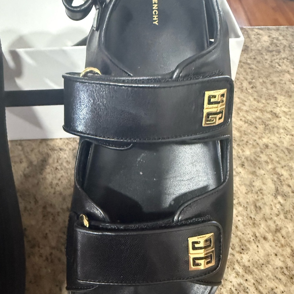 Givenchy Women’s Black Sandals - Picture 5 of 8